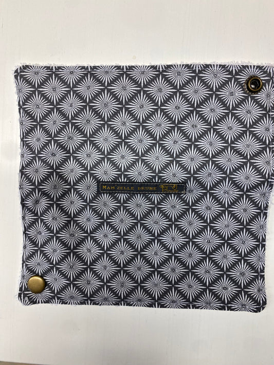 Pochette à Savon gris losanges blancs