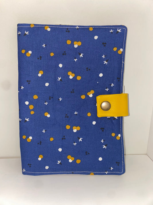 Pochette médicale bleu pois moutarde