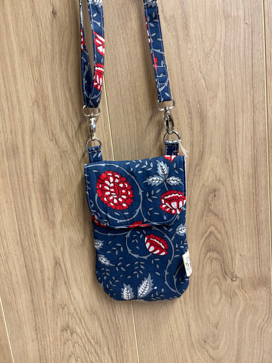 Pochette téléphone bleu à Fleur rouge